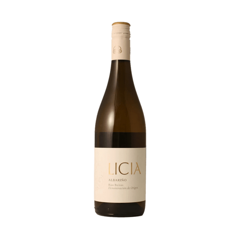 Licia Albarino White - LoveScotch.com