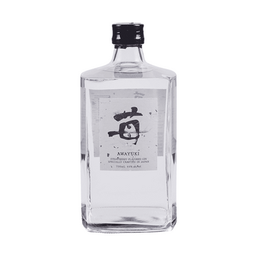 Awayuki Japanese Strawberry Flavored Gin - LoveScotch.com