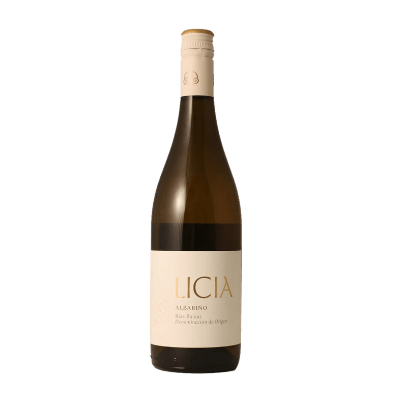Licia Albarino White - LoveScotch.com
