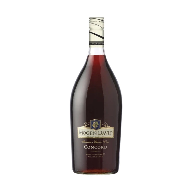 Mogen David Concord Wine (1.5L) bottle
