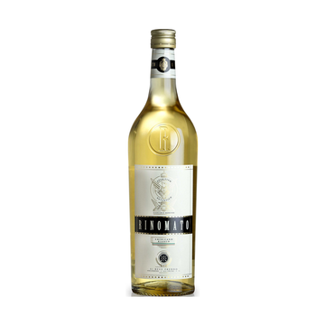 Rinomato Americano Bianco 1 L bottle, front view on white