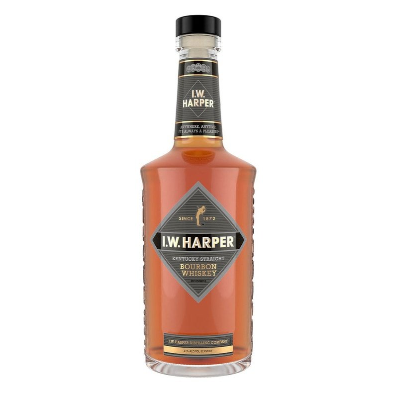 I.W. Harper Kentucky Straight Bourbon Whiskey - LoveScotch.com